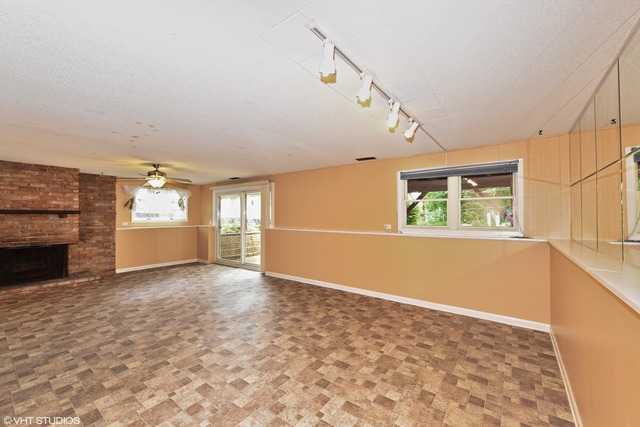 541 Smith Rd, Lisle, IL 60532 photo 7