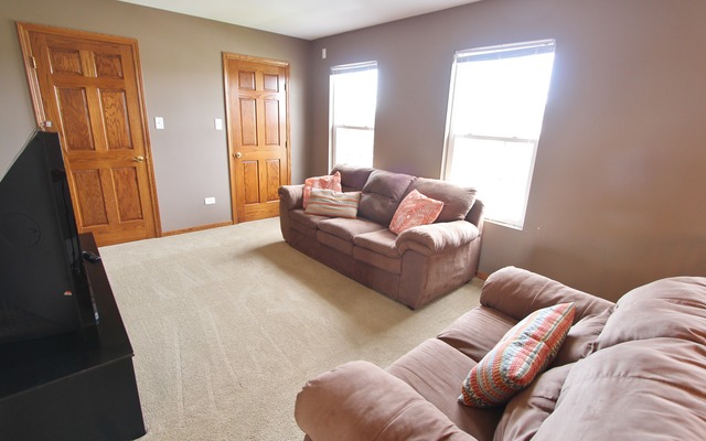 1827 Sunset Ln, Morris, IL 60450 photo 3