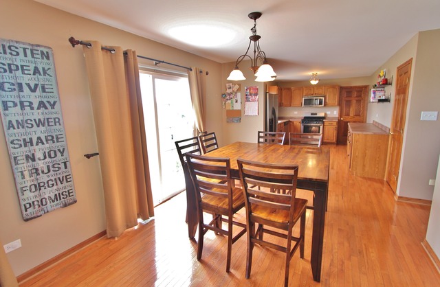 1827 Sunset Ln, Morris, IL 60450 photo 7