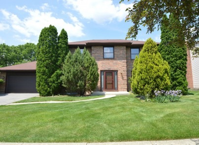 939 Brighton Dr, Wheaton, IL 60189 photo 1