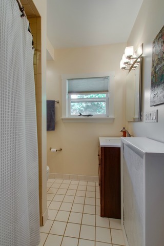 1124 Maple Ave, Evanston, IL 60202 photo 18