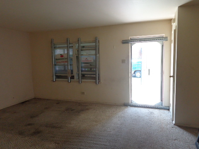 1412 E 71st Pl, Chicago, IL 60619 photo 2