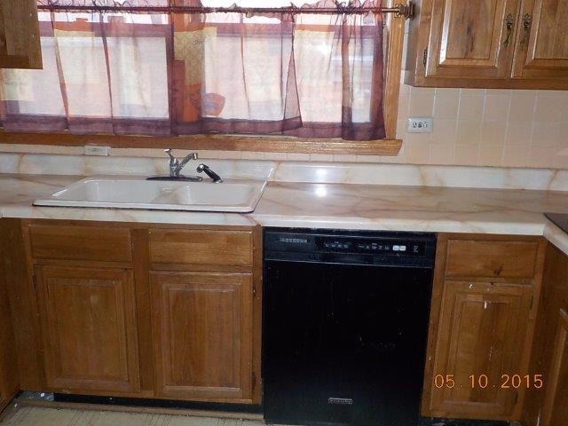 132 E 96th St, Chicago, IL 60628 photo 8