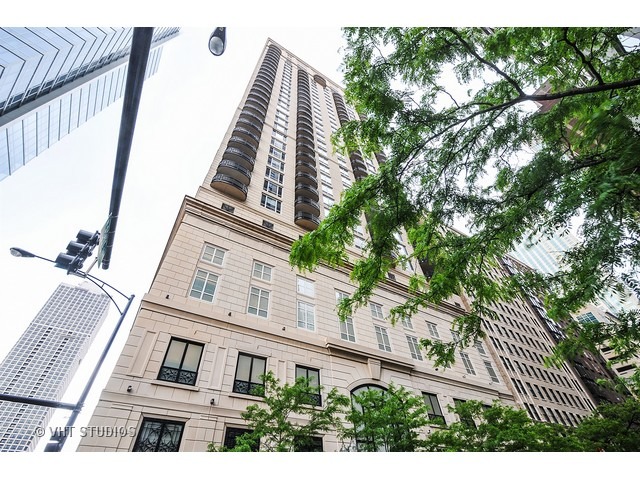 10 E Delaware Pl #28a, Chicago, IL 60611 photo 1