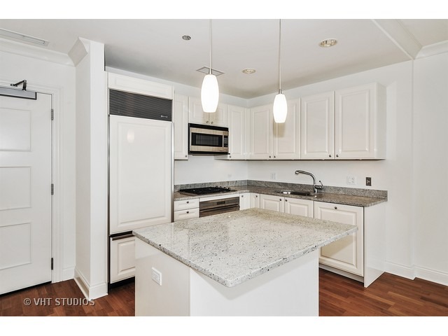 10 E Delaware Pl #28a, Chicago, IL 60611 photo 3