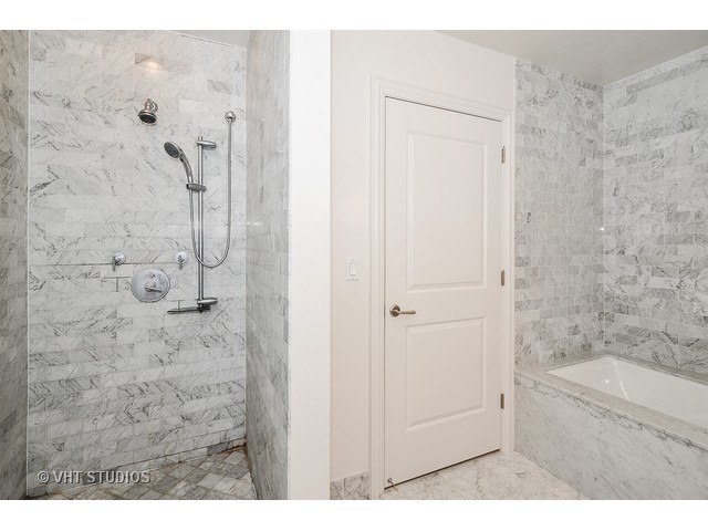 10 E Delaware Pl #28a, Chicago, IL 60611 photo 9
