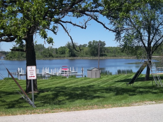 34631 Sequoia Dr, Mchenry, IL 60051 photo 17
