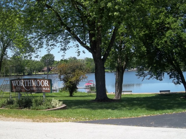 34631 Sequoia Dr, Mchenry, IL 60051 photo 18