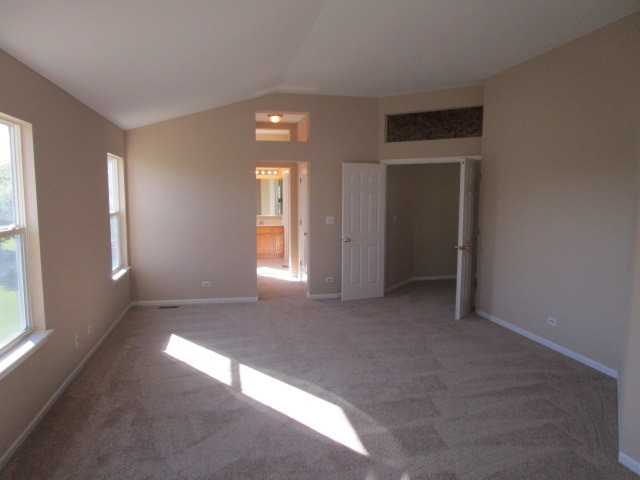 2203 Barrett Dr, Algonquin, IL 60102 photo 17