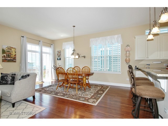 3869 Seigle Dr, Elgin, IL 60124 photo 7