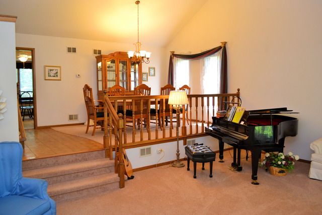 18309 Clyde Ave, Lansing, IL 60438 photo 7