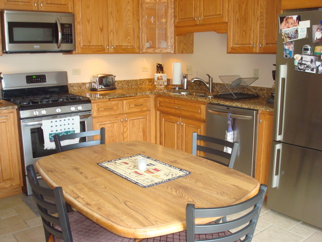 9133 S 77th Ave, Bridgeview, IL 60455 photo 6