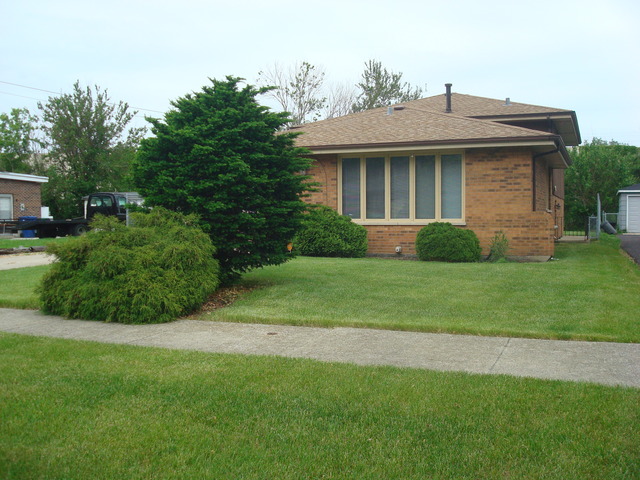 9133 S 77th Ave, Bridgeview, IL 60455 photo 1