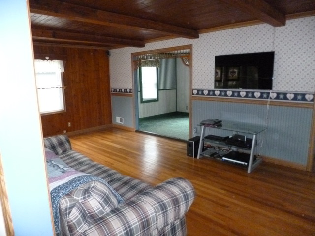 3743 Park Ave, Steger, IL 60475 photo 4