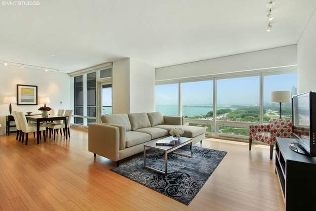 340 E Randolph St #903, Chicago, IL 60601 photo 4