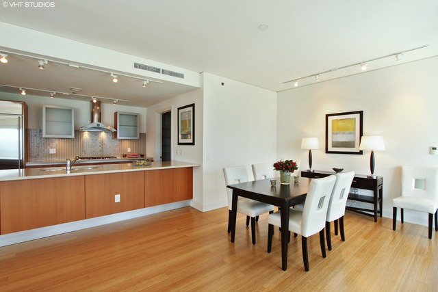 340 E Randolph St #903, Chicago, IL 60601 photo 5