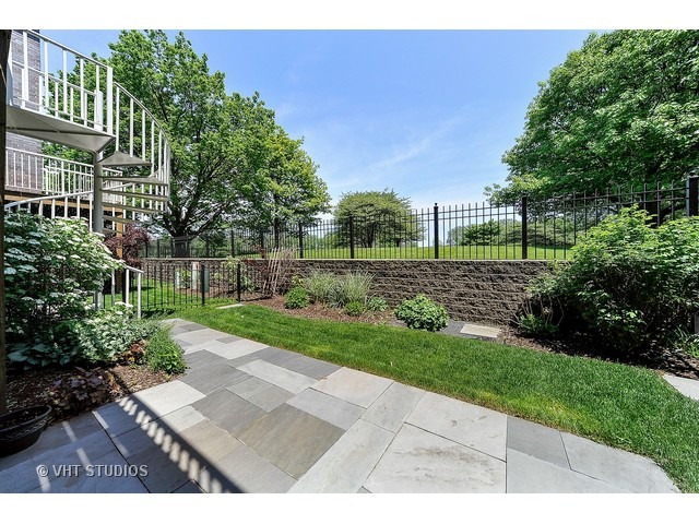 556 E 32nd St #d, Chicago, IL 60616 photo 15