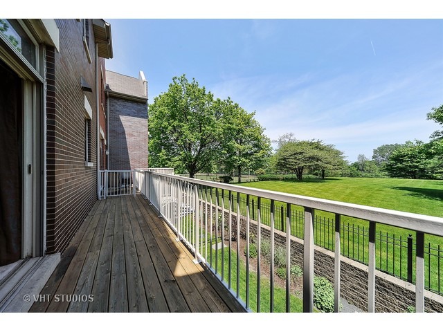 556 E 32nd St #d, Chicago, IL 60616 photo 14