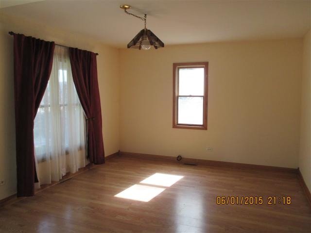 7849 W 87th St, Bridgeview, IL 60455 photo 5