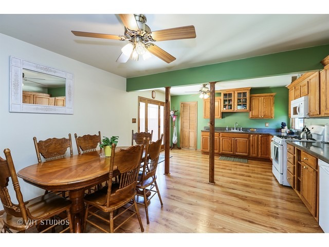 5211 Hunter Dr, Mchenry, IL 60050 photo 4