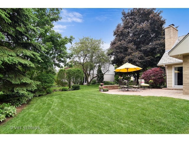 2 Old Valley Rd, Rolling Meadows, IL 60008 photo 16