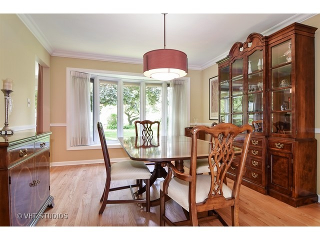 2 Old Valley Rd, Rolling Meadows, IL 60008 photo 6