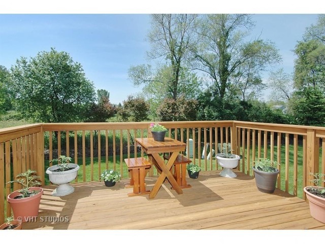 1455 Mackenzie Ln, Elgin, IL 60120 photo 9