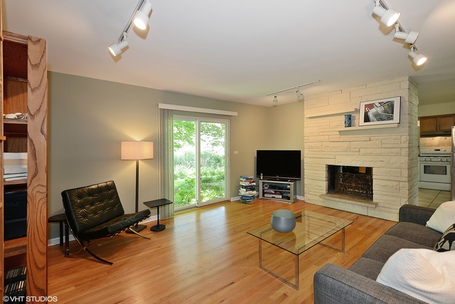 1576 Burning Trl, Wheaton, IL 60189 photo 3