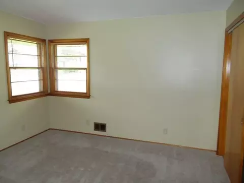 2121 12th St, Peru, IL 61354 photo 6