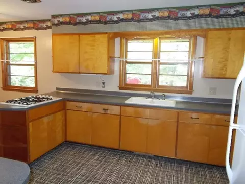 2121 12th St, Peru, IL 61354 photo 5
