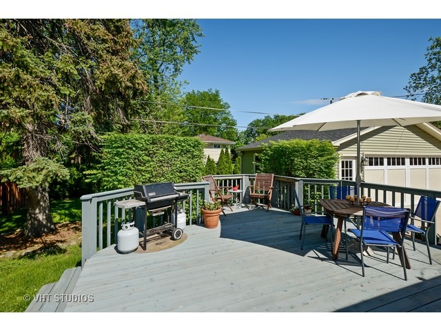 881 S Mitchell Ave, Elmhurst, IL 60126 photo 10