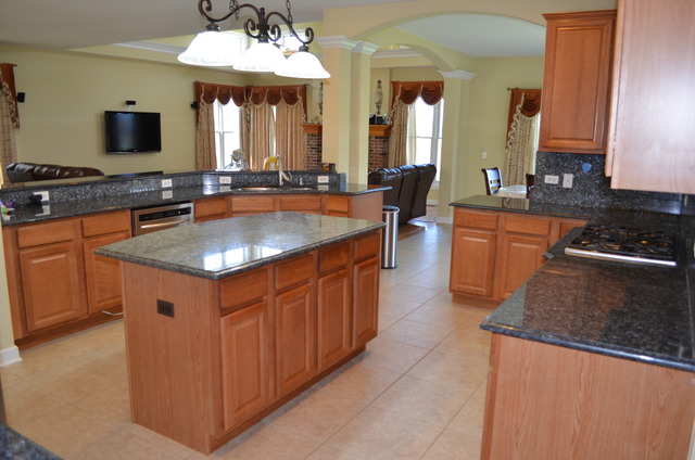 12008 Winterberry Ln, Plainfield, IL 60585 photo 9