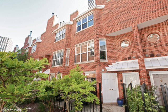 2717 N Lehmann Ct #7, Chicago, IL 60614 photo 1