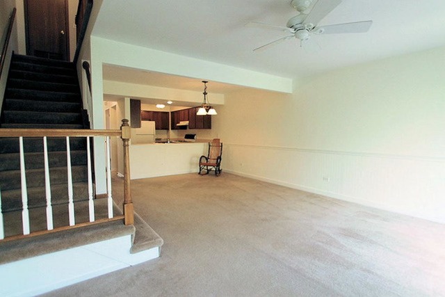 1733 Pine St, Mchenry, IL 60050 photo 2