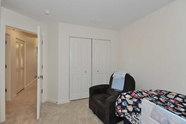 656 1st Ave, Des Plaines, IL 60016 photo 21
