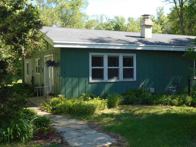 10050 N 2nd St, Roscoe, IL 61073 photo 2