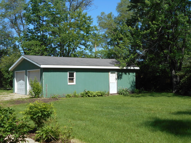 10050 N 2nd St, Roscoe, IL 61073 photo 6