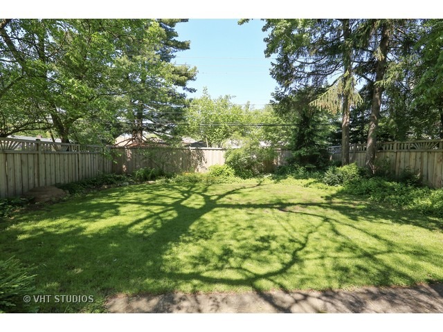 1738 Birch St, Des Plaines, IL 60018 photo 20