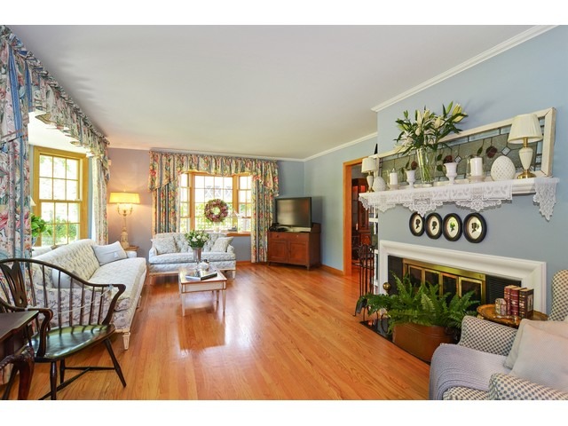 805 Rolling Pass, Glenview, IL 60025 photo 5