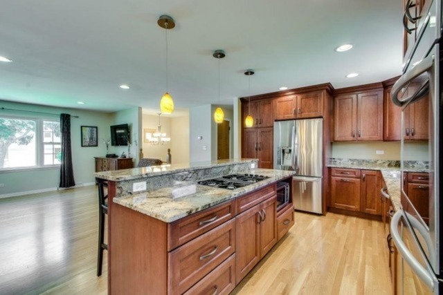 1109 E Juniper Ln, Mount Prospect, IL 60056 photo 7