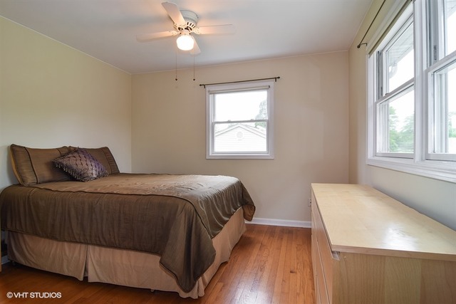 310 E Ardmore Ave, Roselle, IL 60172 photo 6