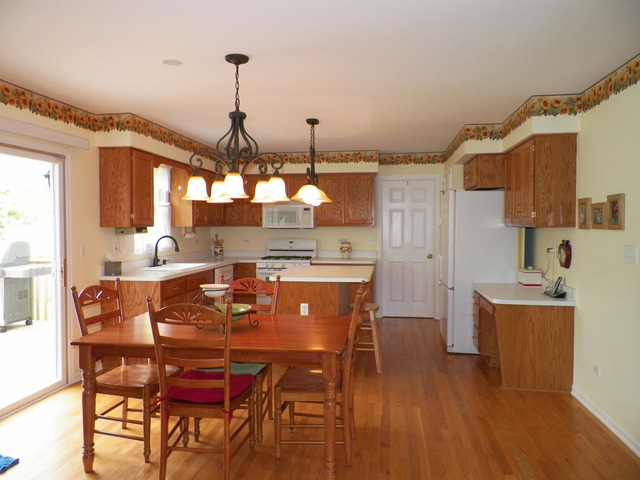 2219 Irvine Ln, Plainfield, IL 60586 photo 9