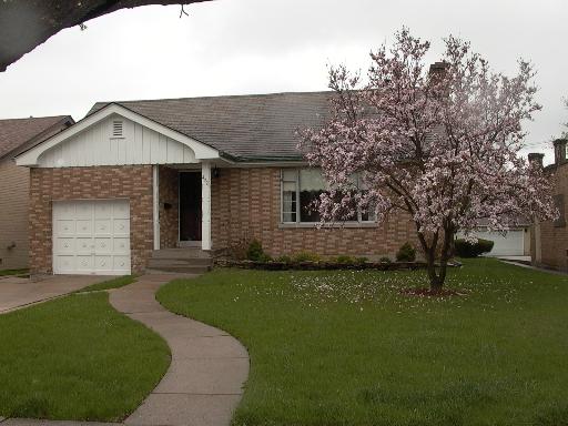 439 Shenstone Rd, Riverside, IL 60546 photo 25