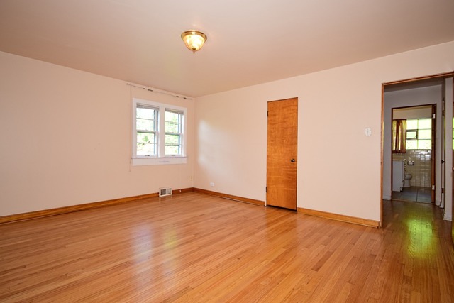 439 Shenstone Rd, Riverside, IL 60546 photo 18