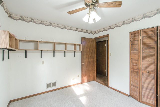 1411 Daly Rd, Wheaton, IL 60187 photo 24