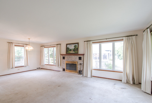 1411 Daly Rd, Wheaton, IL 60187 photo 11