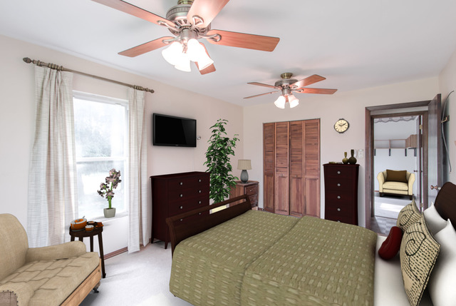 1411 Daly Rd, Wheaton, IL 60187 photo 9