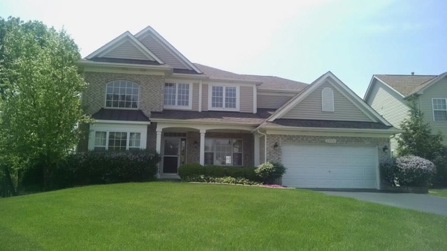 33910 N Summerfields Dr, Gurnee, IL 60031 photo 1