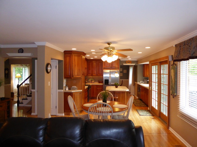 458 Farnham Ln, Wheaton, IL 60189 photo 5
