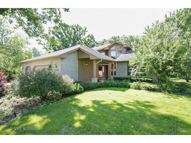 29 W531 Sunset Ridge Dr, Bartlett, IL 60103 photo 1